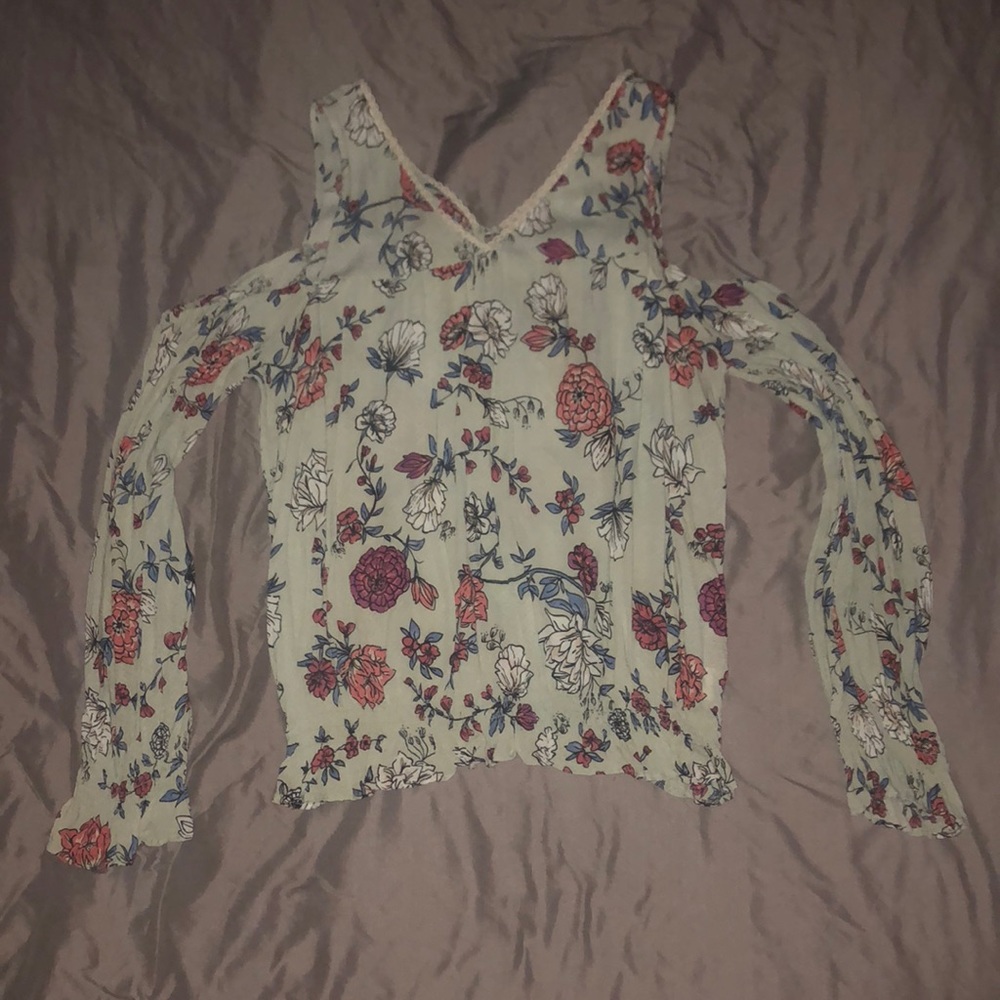 Floral cold  shoulder top